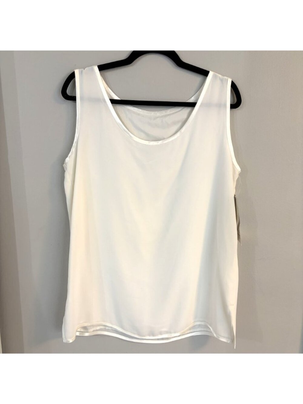 NEW Scala Sleeveless Tank Top Large Lined White Made in USA Layering Neutral VTG - Picture 2 of 14